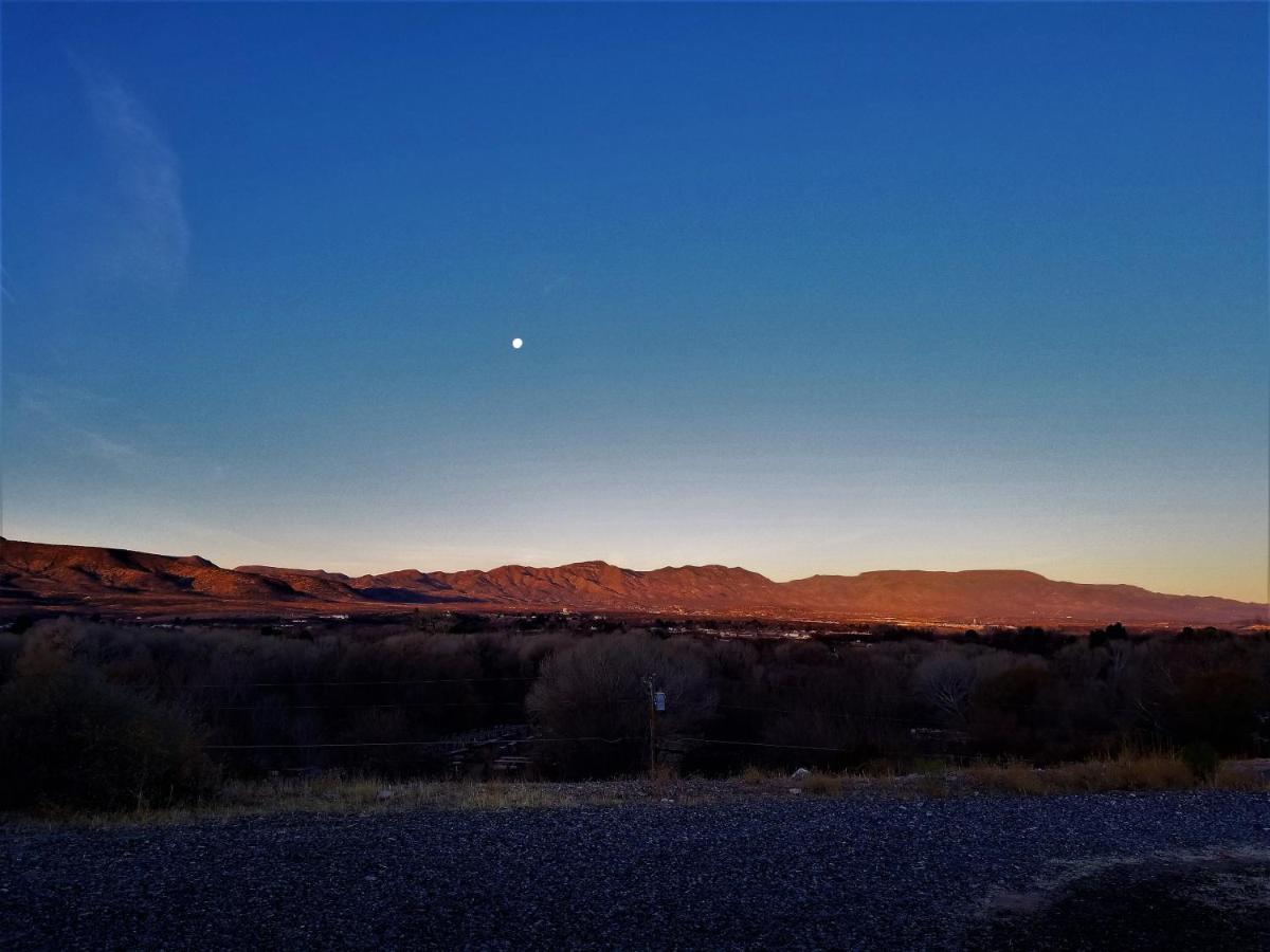 Stargazing Retreats Apartment Camp Verde Exterior photo